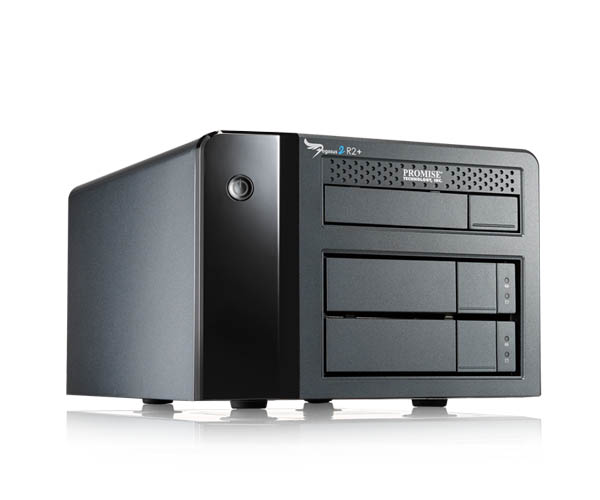 Conexão Thunderbolt 2 de alta velocidade com o Pegasus 2 R2+