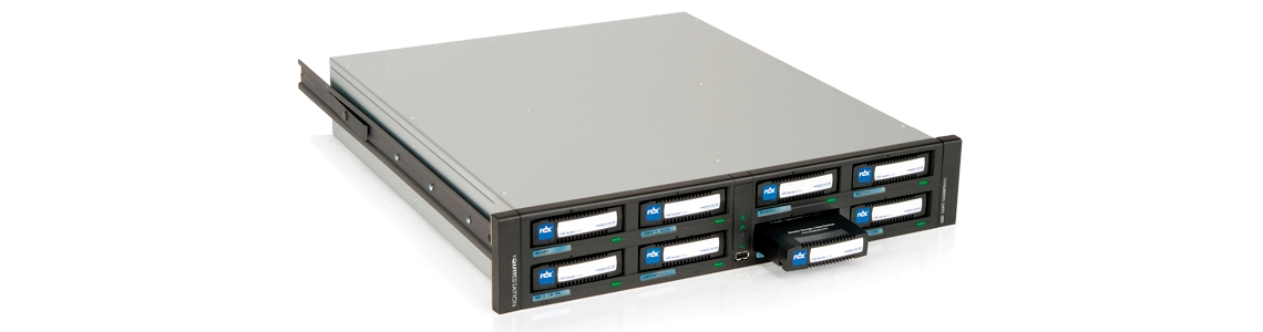 Flexibilidade de configuração - RDX 8 Drives