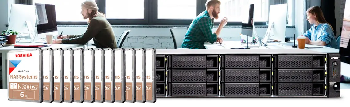 Solução de armazenamento TS-h1886XU-RP com 72TB