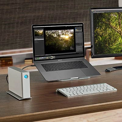 Muita performance com a conexão Thunderbolt 3